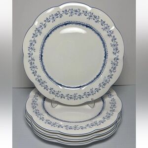 Grace Teaware Blue & White Scalloped Floral 10.5” Dinner Plates Set 4 New